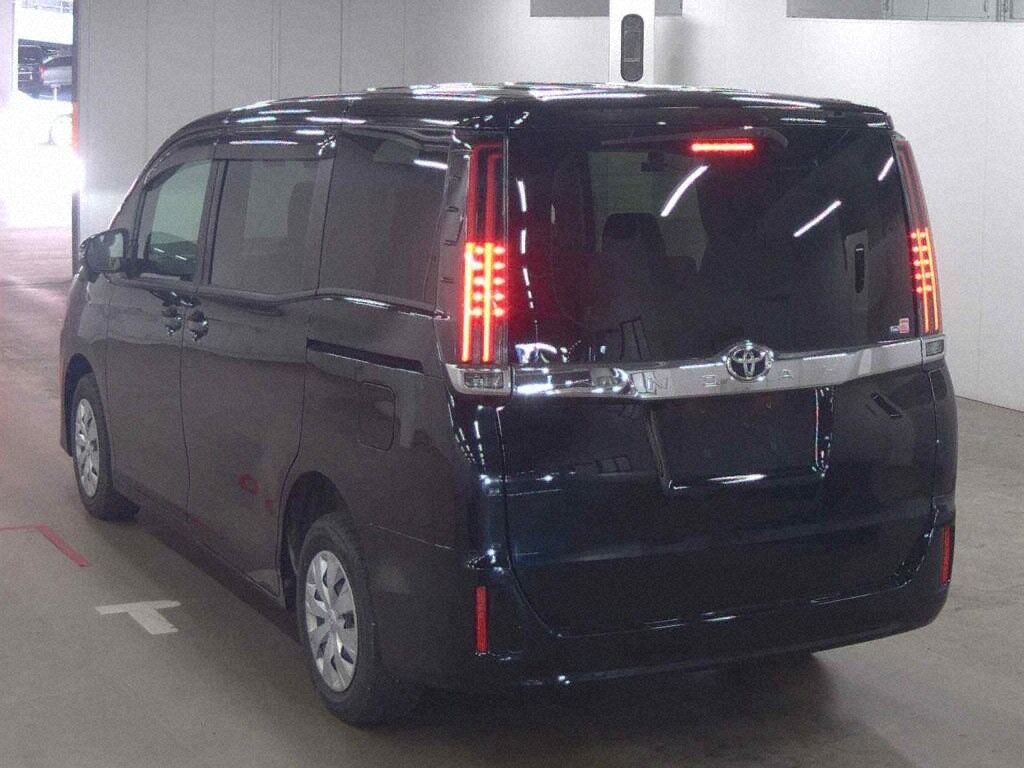 2021 TOYOTA NOAH X photo 2