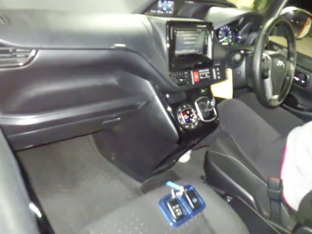 2021 TOYOTA NOAH HV G photo 3