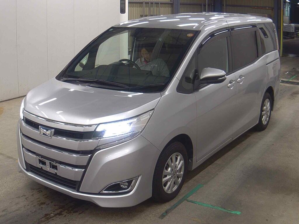 2021 TOYOTA NOAH HV G photo 4