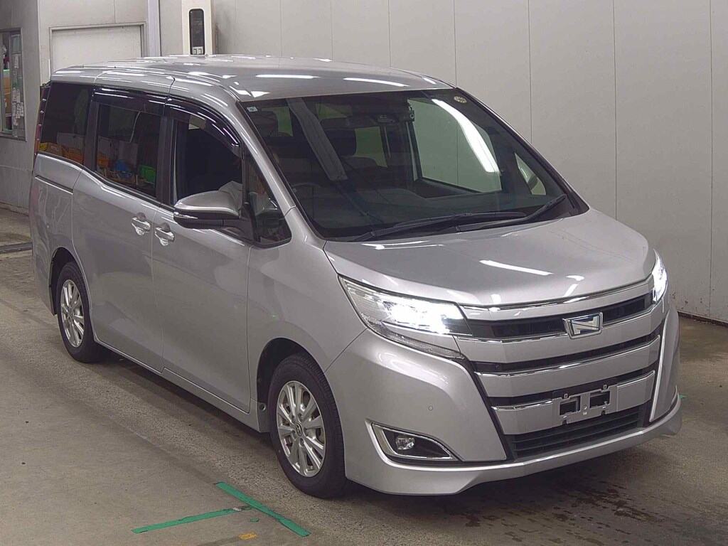 2021 TOYOTA NOAH HV G