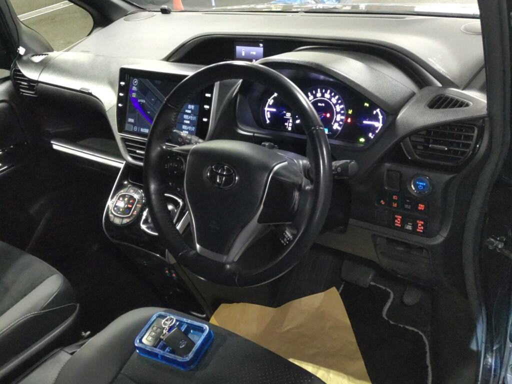 2021 TOYOTA VOXY HYBRID ZS KIRAMEKI Ⅲ photo 3