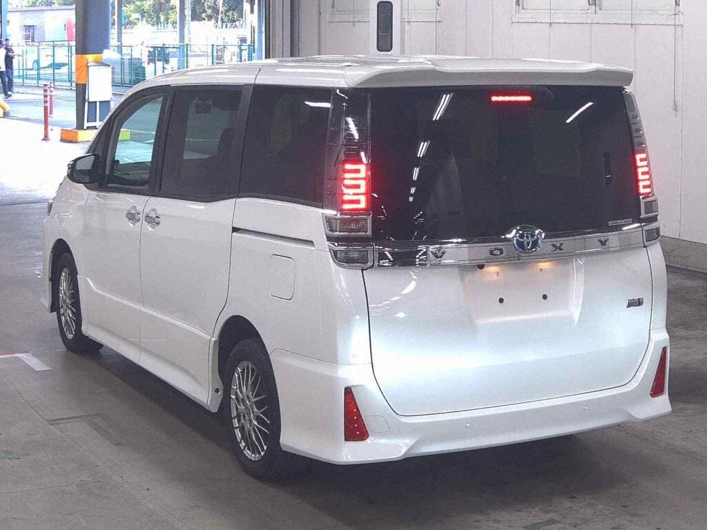 2021 TOYOTA VOXY HYBRID ZS KIRAMEKI Ⅲ photo 2
