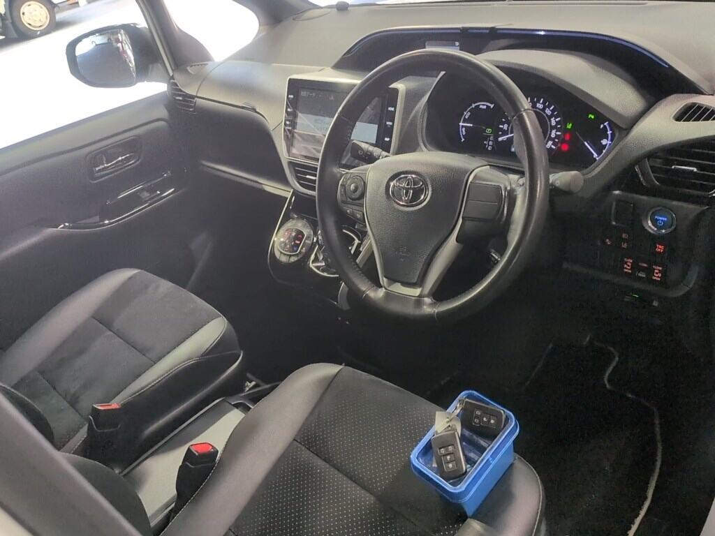 2021 TOYOTA VOXY HYBRID ZS KIRAMEKI Ⅲ photo 3