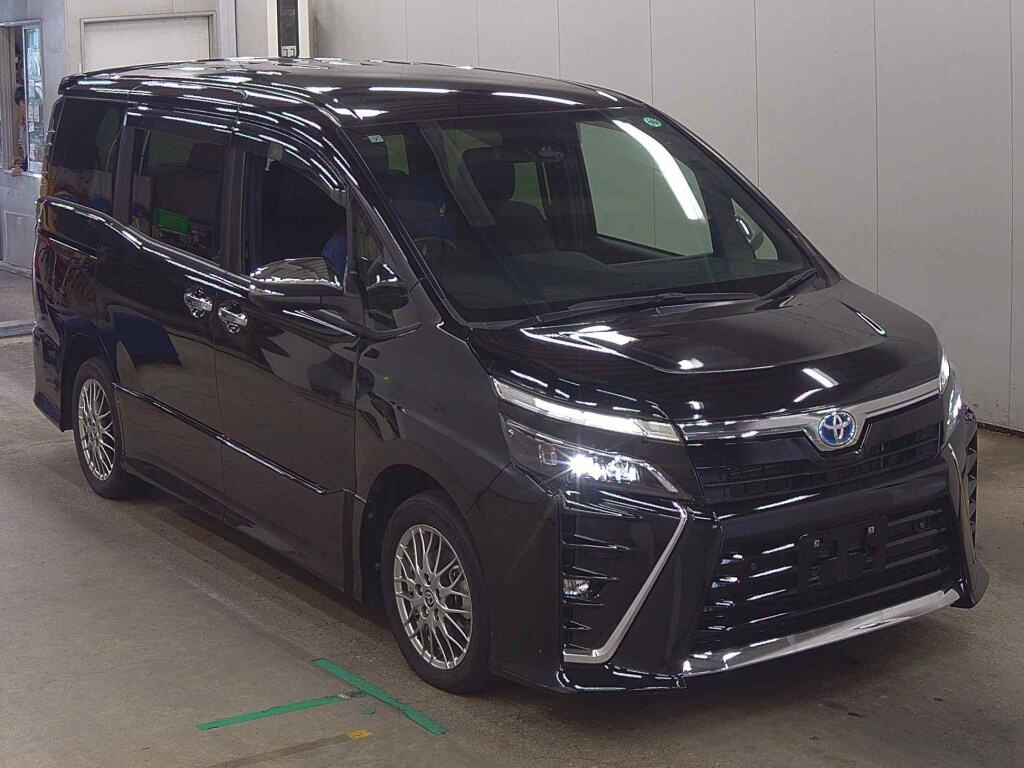 2021 TOYOTA VOXY HV ZSキラメキ3