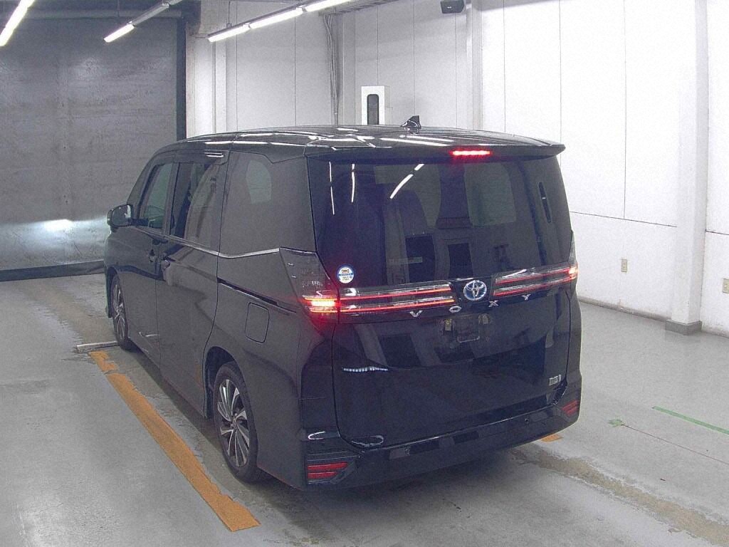 2021 TOYOTA GR YARIS RZ photo 5