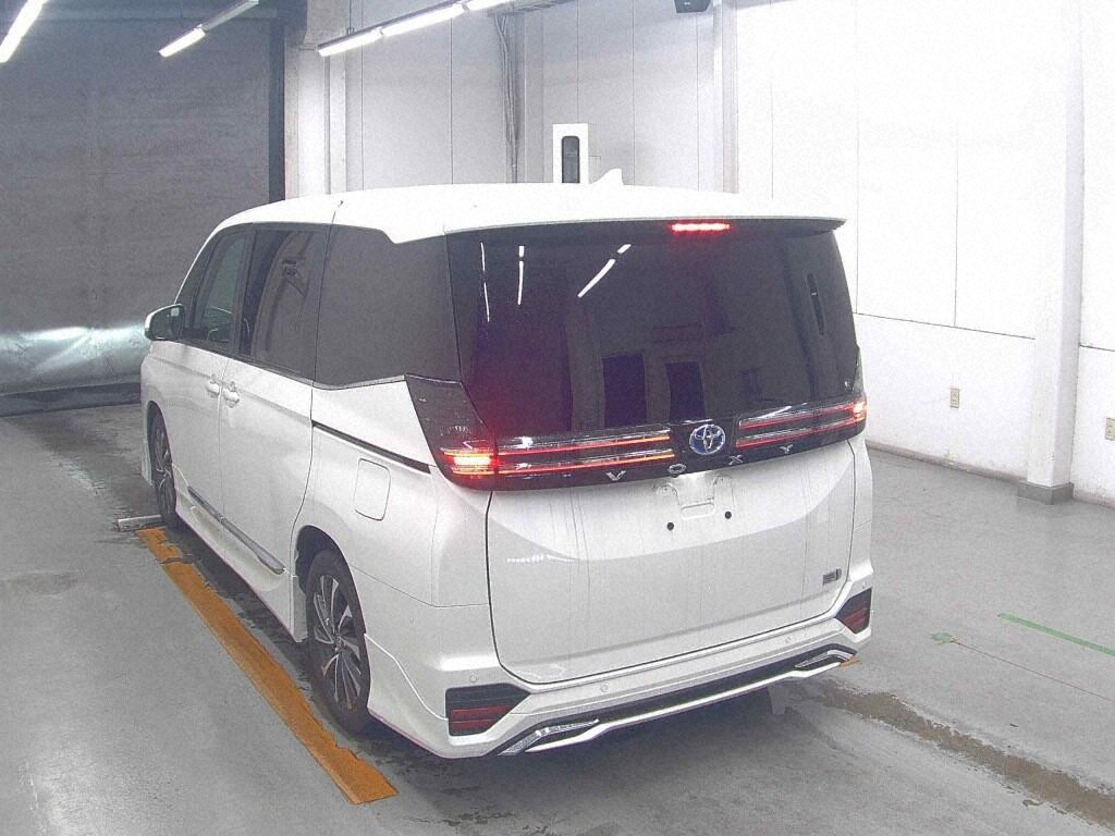2023 TOYOTA VOXY HYBRID S-Z photo 2