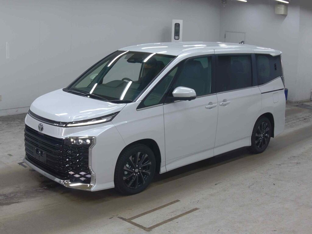2026 TOYOTA VOXY HYBRID S-Z photo 4