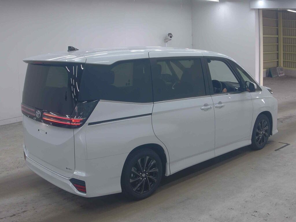 2026 TOYOTA VOXY HYBRID S-Z photo 5