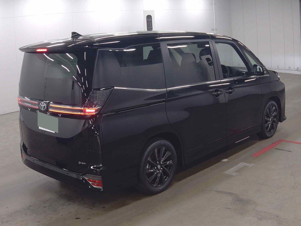 2026 TOYOTA VOXY HYBRID S-Z photo 5