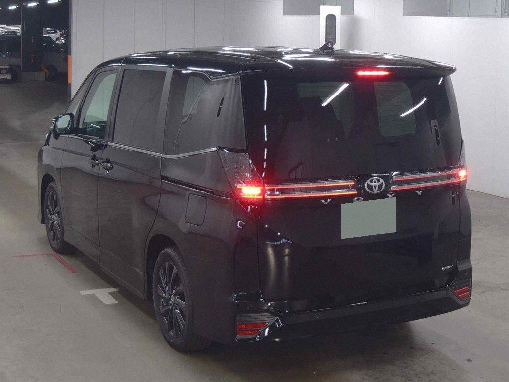 2026 TOYOTA VOXY HYBRID S-Z photo 2