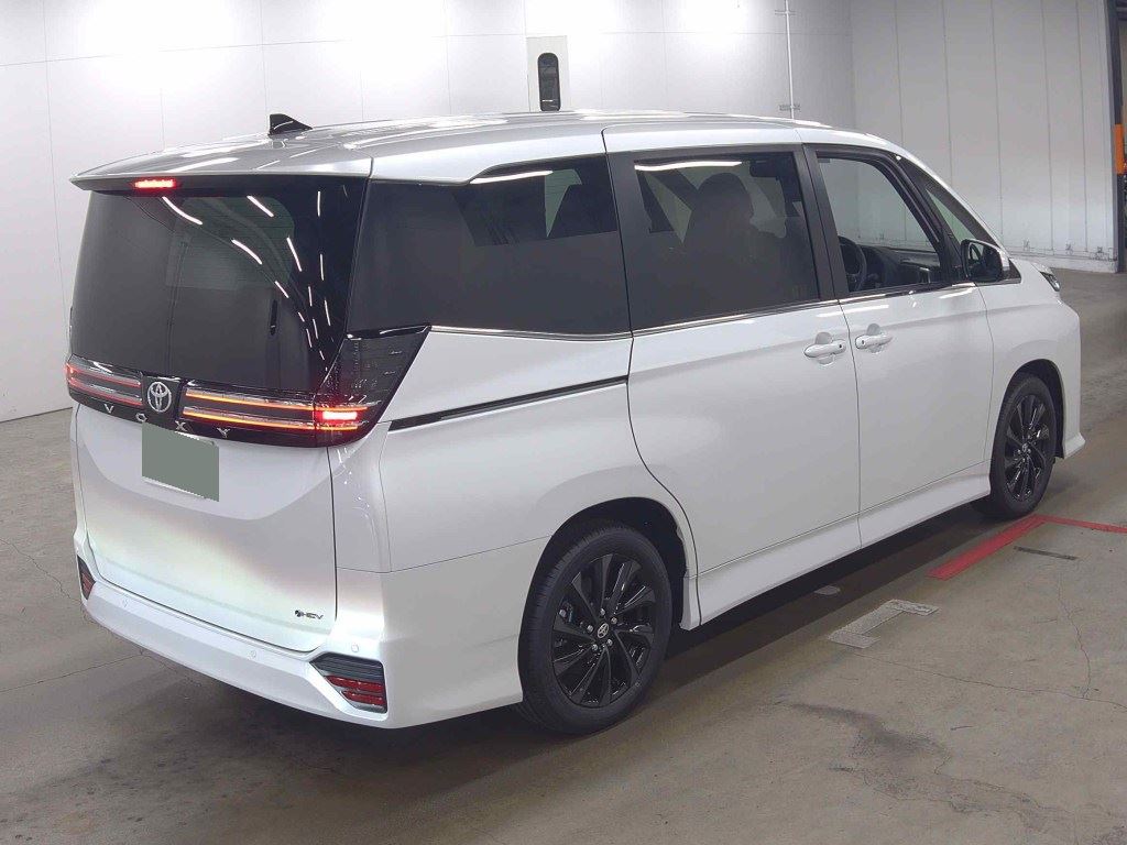 2026 TOYOTA VOXY HYBRID S-Z photo 5