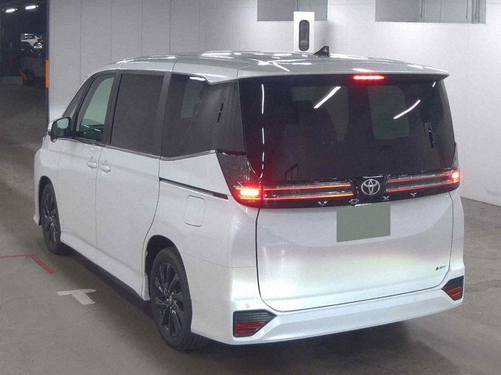 2026 TOYOTA VOXY HYBRID S-Z photo 2