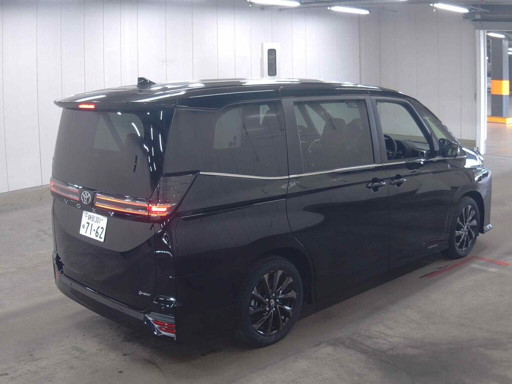 2026 TOYOTA VOXY HYBRID S-Z photo 5