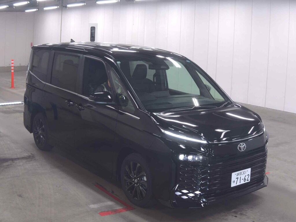 2026 TOYOTA VOXY HYBRID S-Z