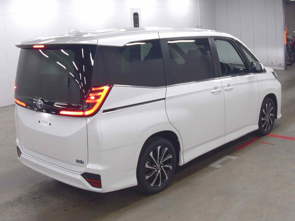 2025 TOYOTA NOAH HYBRID S-Z photo 5