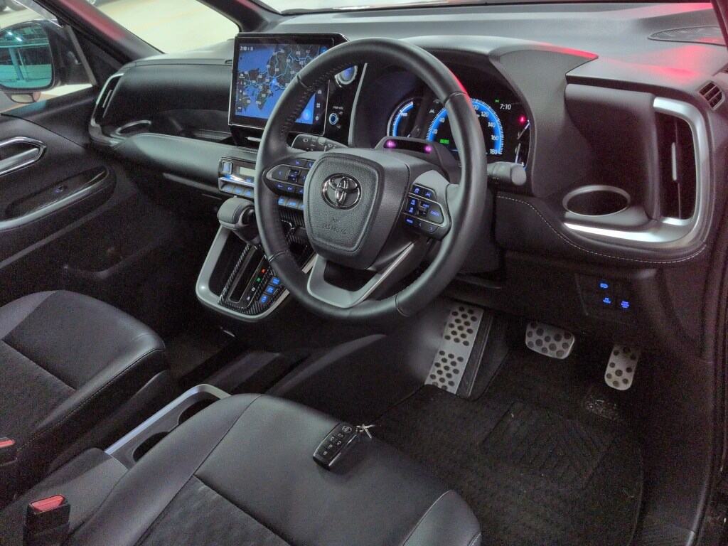 2023 TOYOTA NOAH HYBRID S-Z photo 3