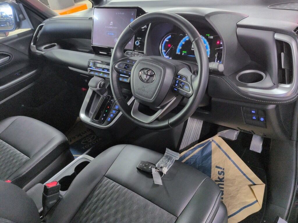 2022 TOYOTA NOAH HYBRID S-Z photo 3