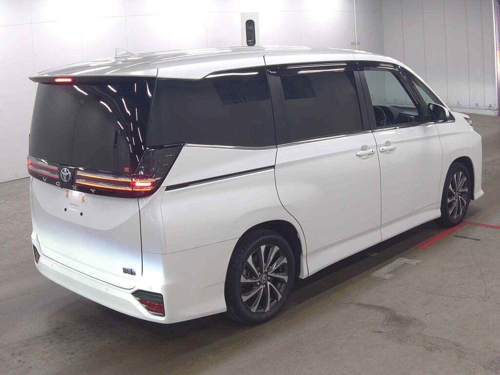 2024 TOYOTA VOXY HYBRID S-Z photo 5