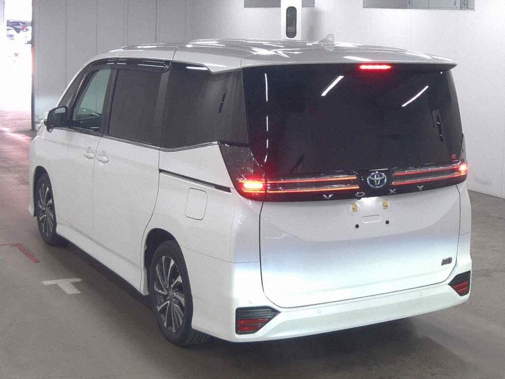 2024 TOYOTA VOXY HYBRID S-Z photo 2
