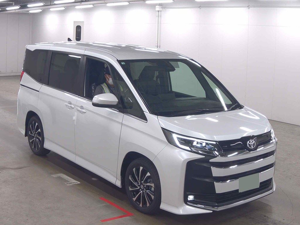 2026 TOYOTA NOAH HYBRID S-Z