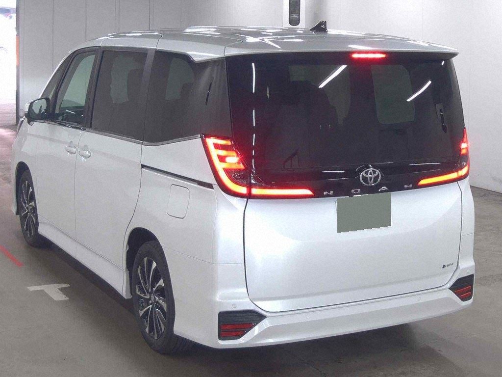 2026 TOYOTA NOAH HYBRID S-Z photo 2