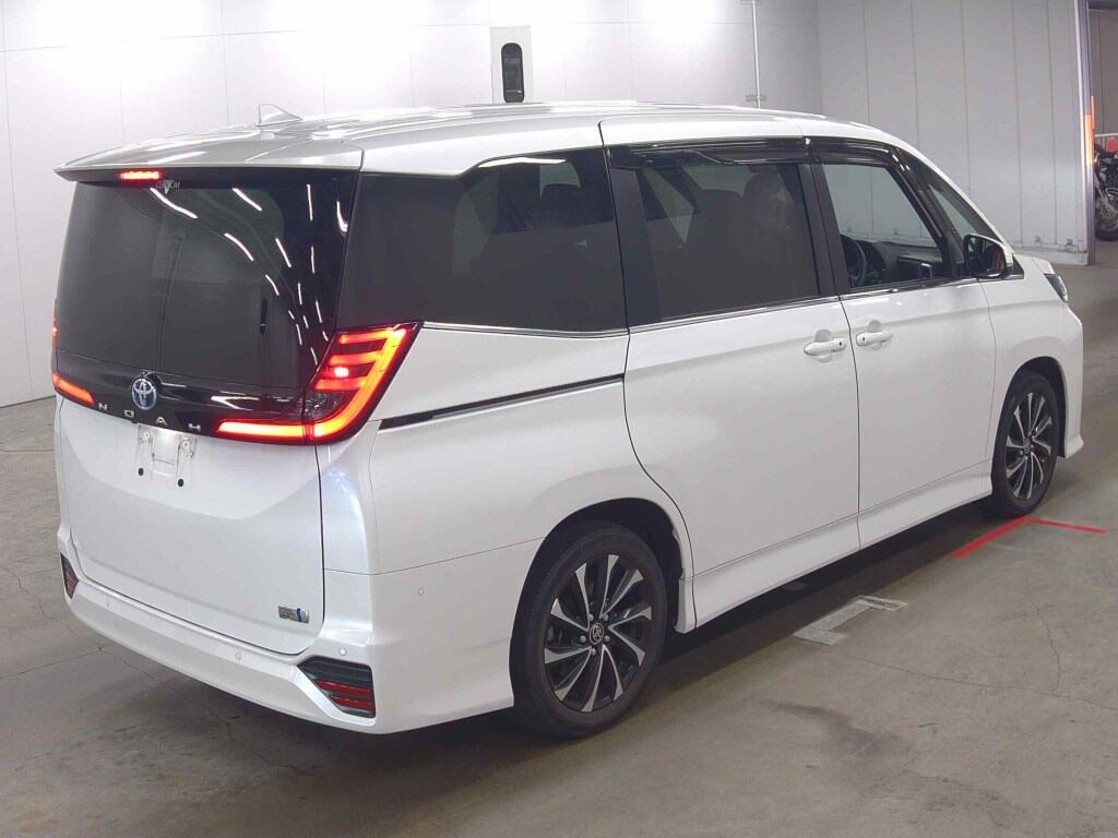 2022 TOYOTA NOAH HYBRID S-Z photo 5
