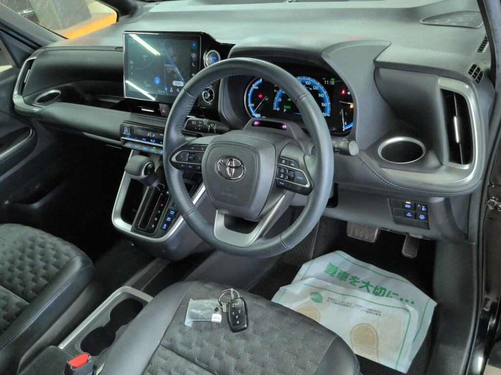 2023 TOYOTA VOXY HYBRID S-Z photo 3