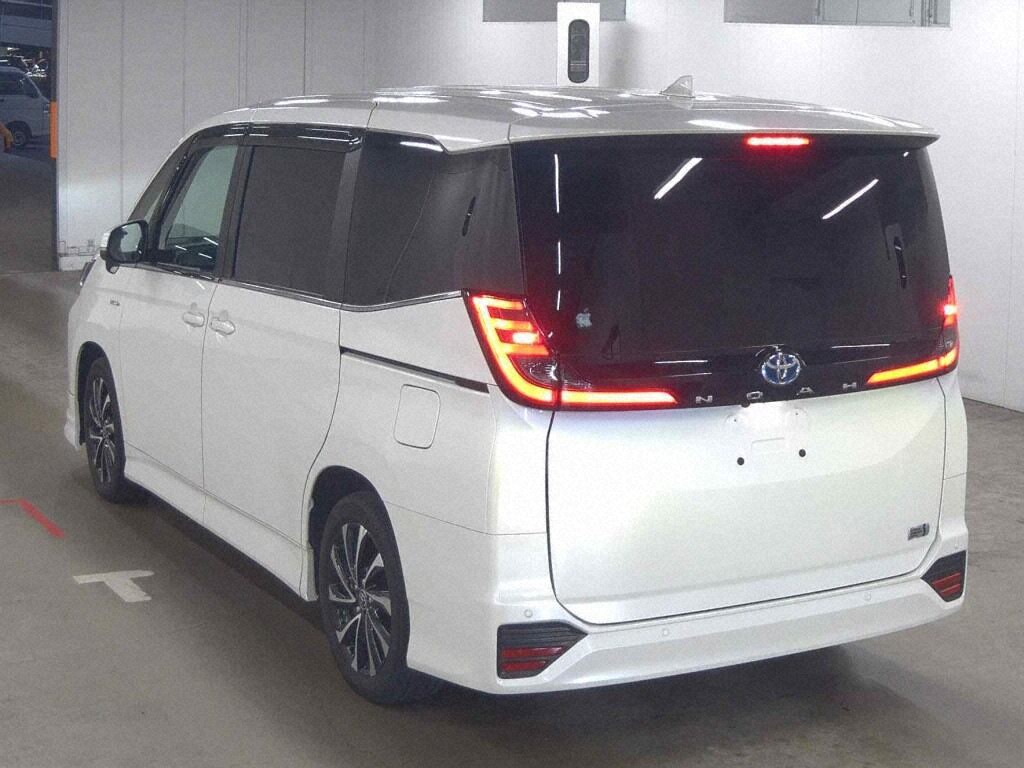 2023 TOYOTA NOAH HYBRID S-Z photo 2