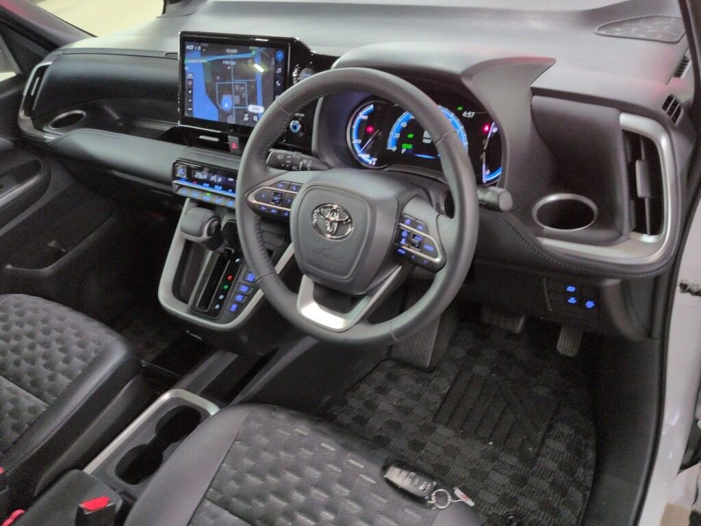 2023 TOYOTA VOXY HYBRID S-Z photo 3