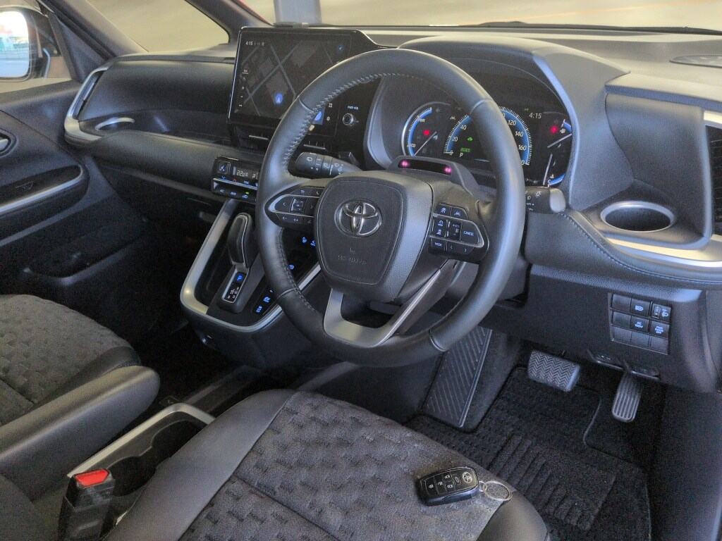 2023 TOYOTA VOXY HYBRID S-Z photo 3