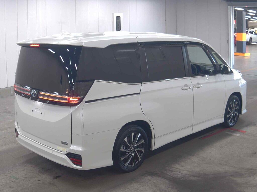 2023 TOYOTA VOXY HYBRID S-Z photo 5