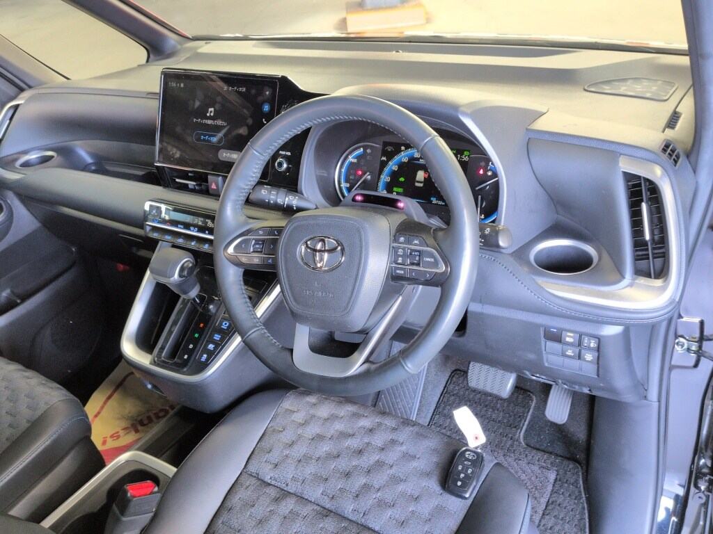 2024 TOYOTA VOXY HYBRID S-Z photo 3