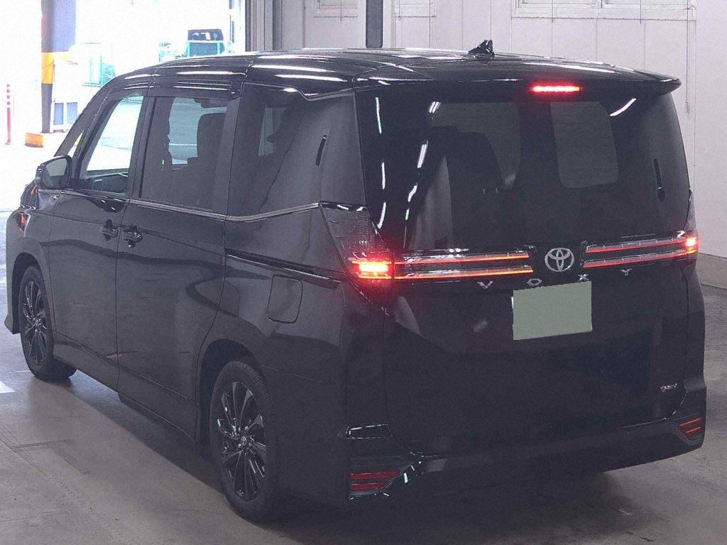 2026 TOYOTA VOXY HYBRID S-Z photo 2