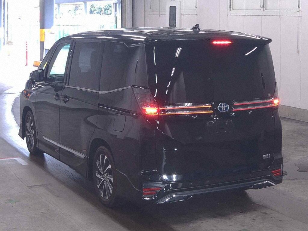 2023 TOYOTA VOXY HYBRID S-Z photo 2