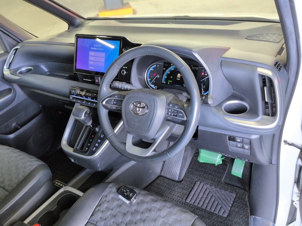 2024 TOYOTA VOXY HYBRID S-Z photo 3