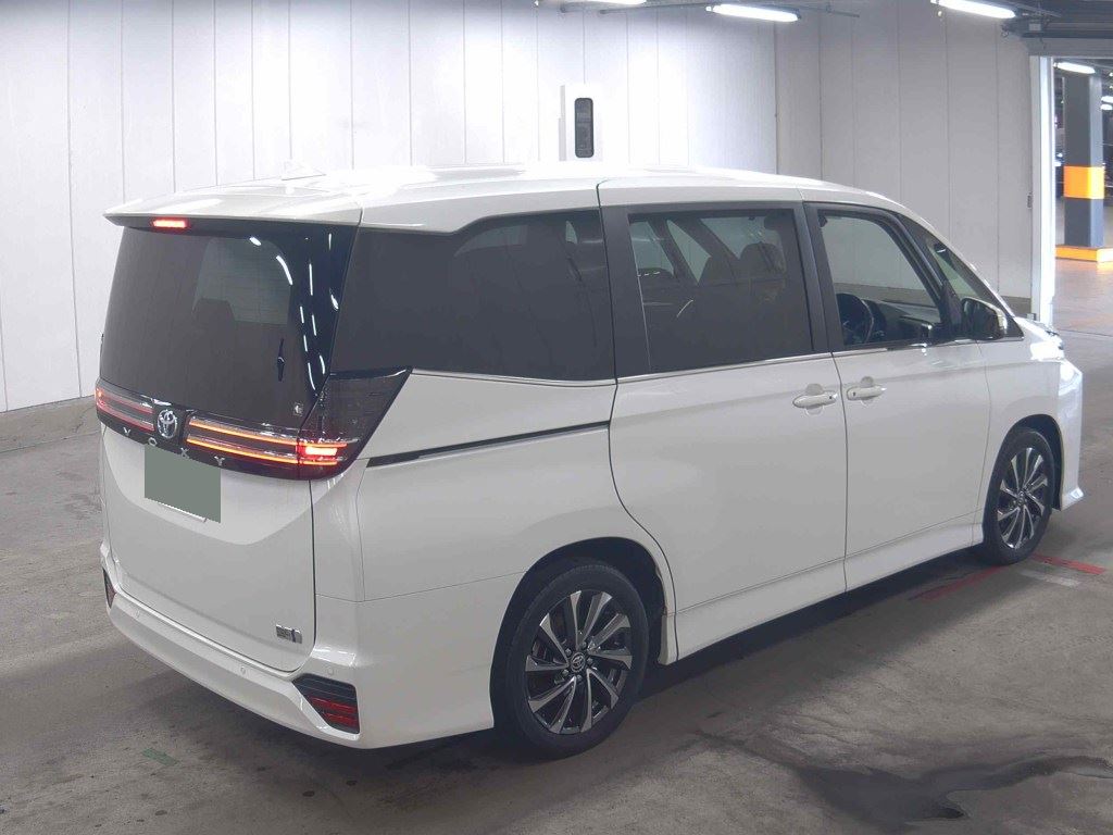 2024 TOYOTA VOXY HYBRID S-Z photo 5