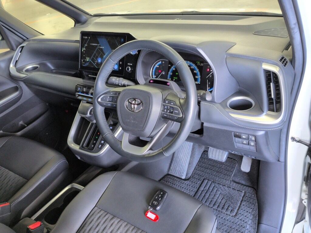 2023 TOYOTA NOAH HYBRID S-Z photo 3