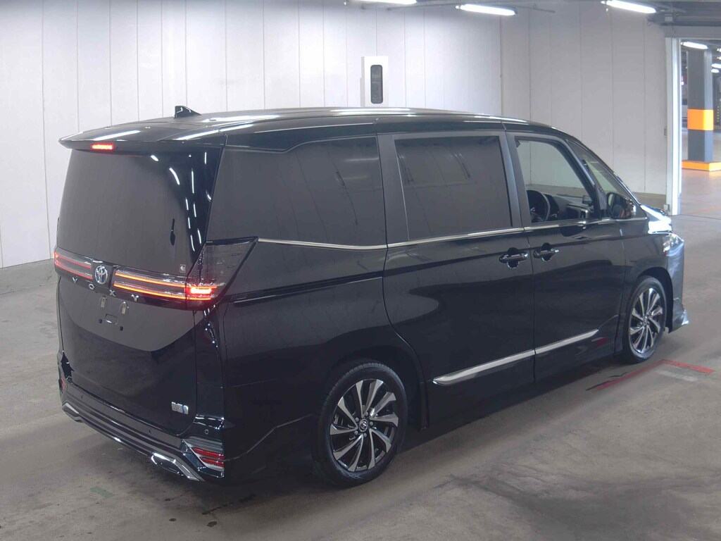 2023 TOYOTA VOXY HYBRID S-Z photo 5