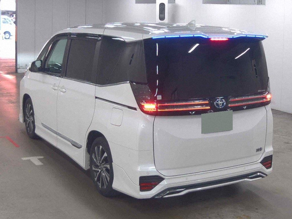 2023 TOYOTA VOXY HYBRID S-Z photo 2