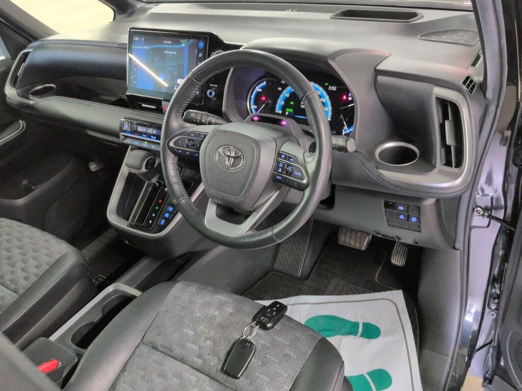 2022 TOYOTA VOXY HYBRID S-Z photo 3