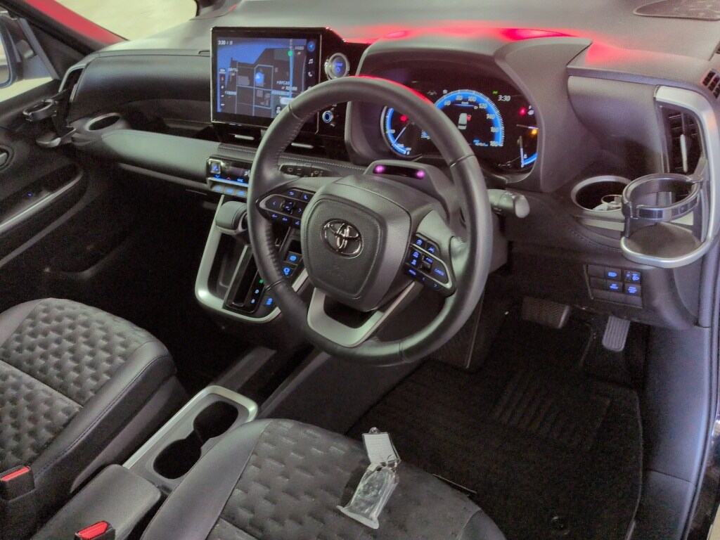 2022 TOYOTA VOXY HYBRID S-Z photo 3