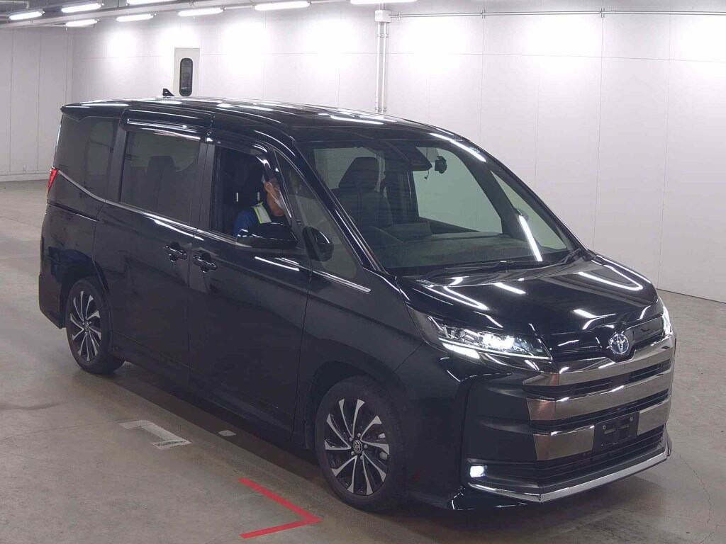2023 TOYOTA NOAH HYBRID S-Z