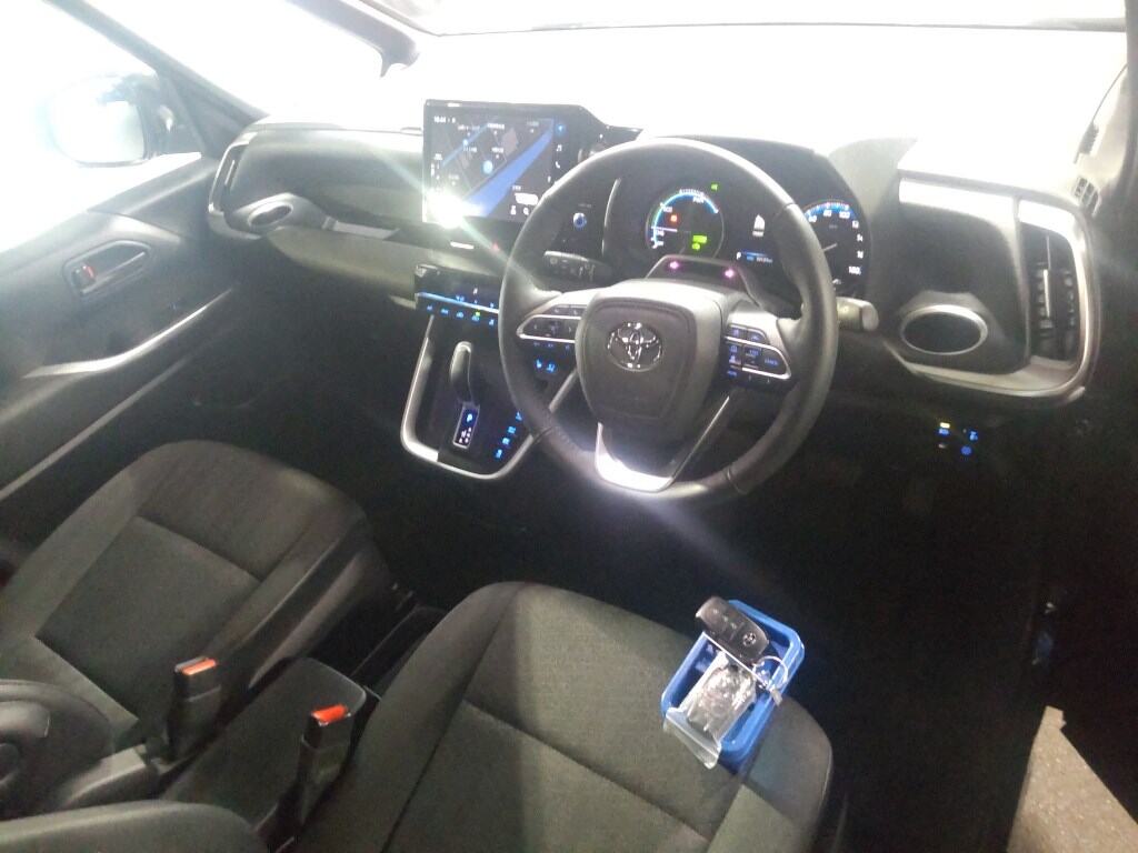 2024 TOYOTA VOXY HYBRID S-G photo 3