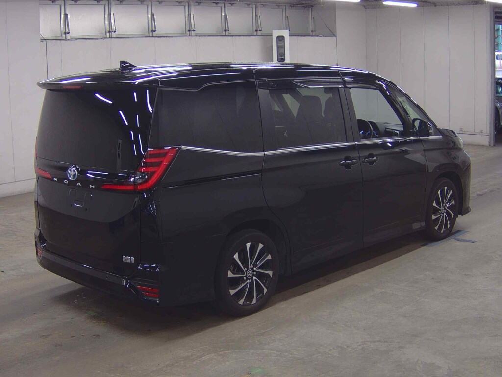 2023 TOYOTA NOAH HYBRID S-Z photo 5
