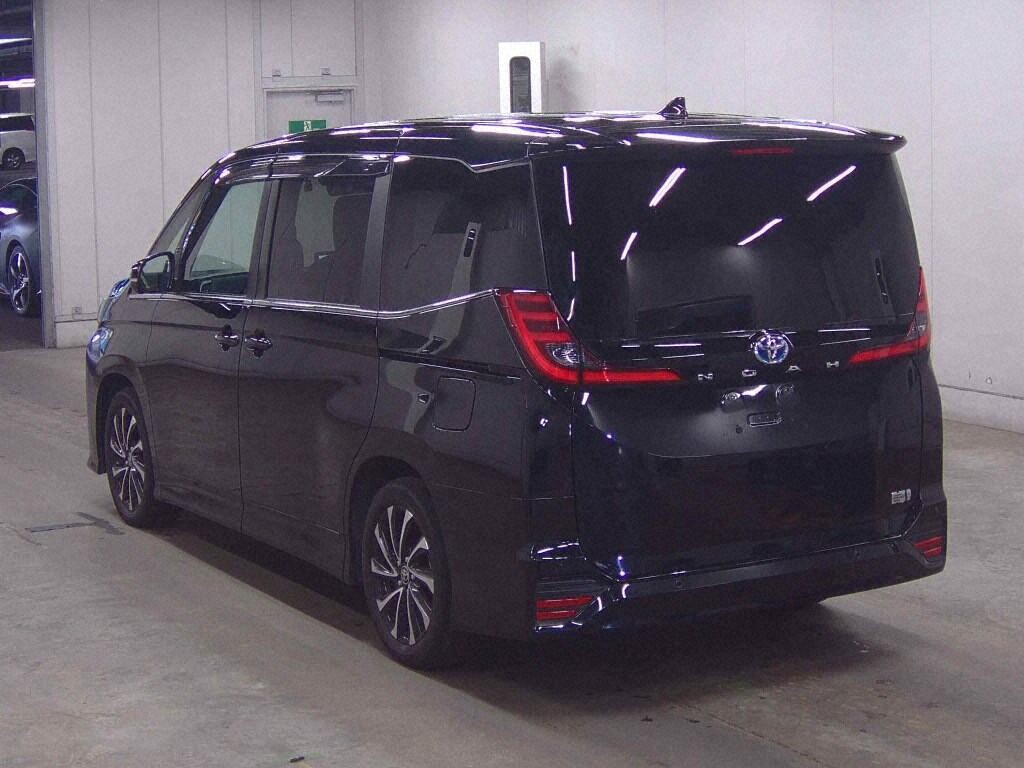 2023 TOYOTA NOAH HYBRID S-Z photo 2