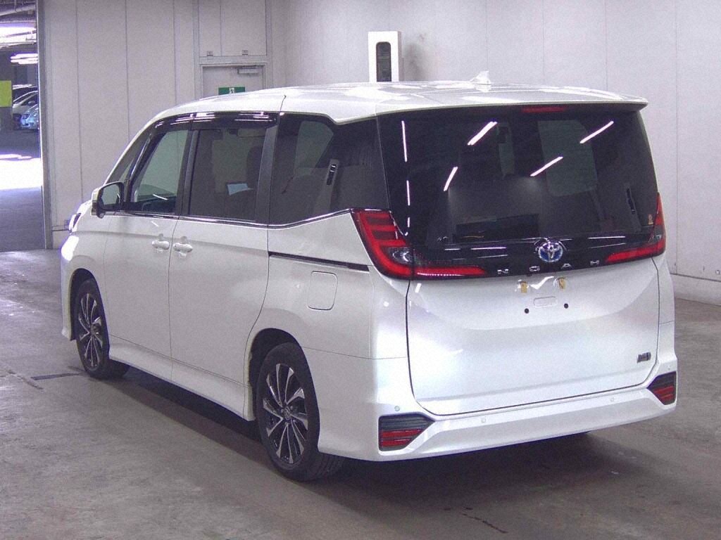 2023 TOYOTA NOAH HYBRID S-Z photo 2