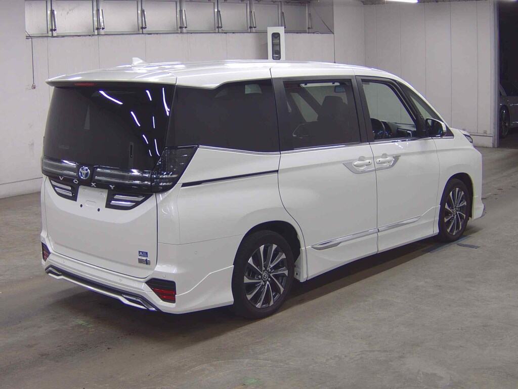 2023 TOYOTA VOXY HYBRID S-Z photo 5
