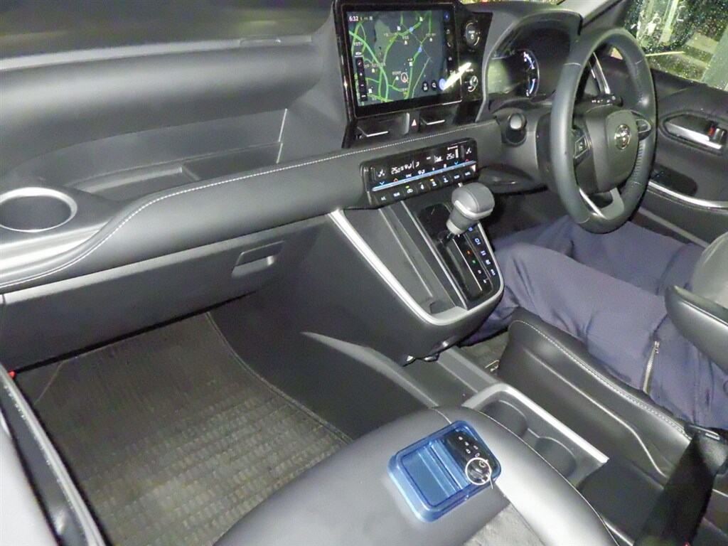 2023 TOYOTA NOAH ﾊｲﾌﾞﾘｯﾄﾞZ photo 3