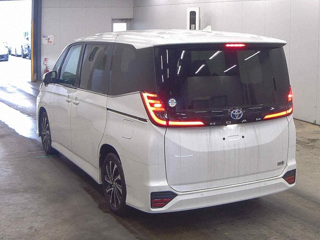 2024 TOYOTA NOAH HYBRID S-Z photo 2