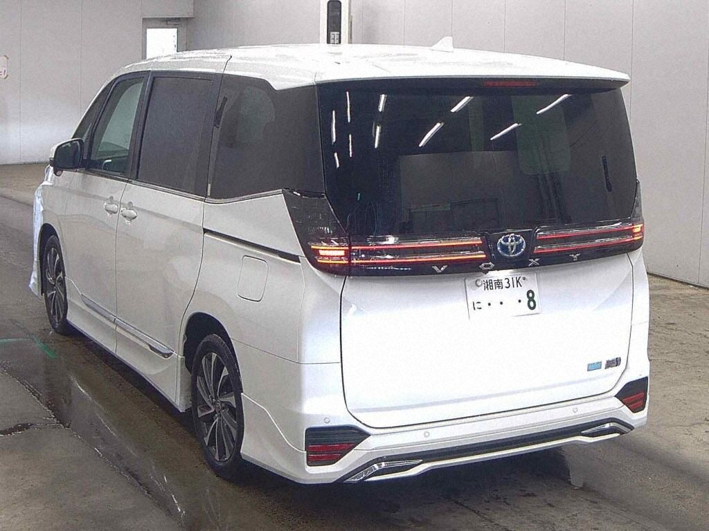 2024 TOYOTA VOXY HYBRID S-Z photo 2